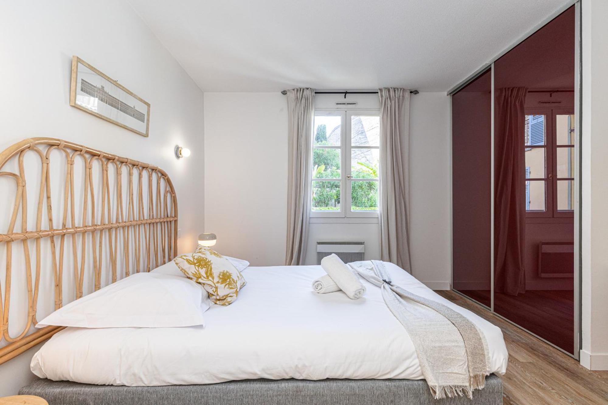 Ferienwohnung 2 Bdrs & Parking In The Old Town ! Nizza Exterior foto
